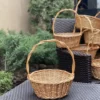 Proutěný košík na dárky a floristiku – ruční výroba