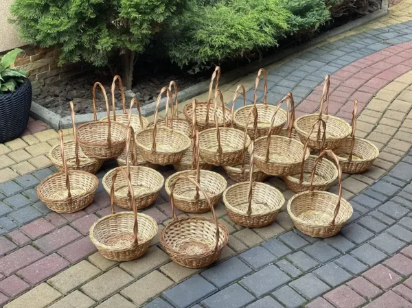 Proutěný košík na dárky a floristiku – ruční výroba